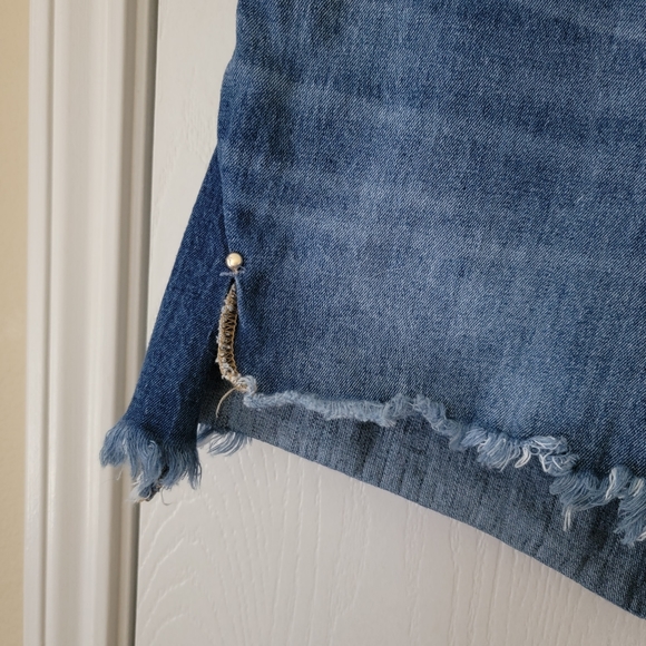 Sam Edelman High Rise Bootie Shorts - Picture 5 of 9